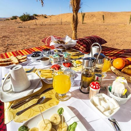 Nomads Dunes Nest メルズーガ エクステリア 写真
