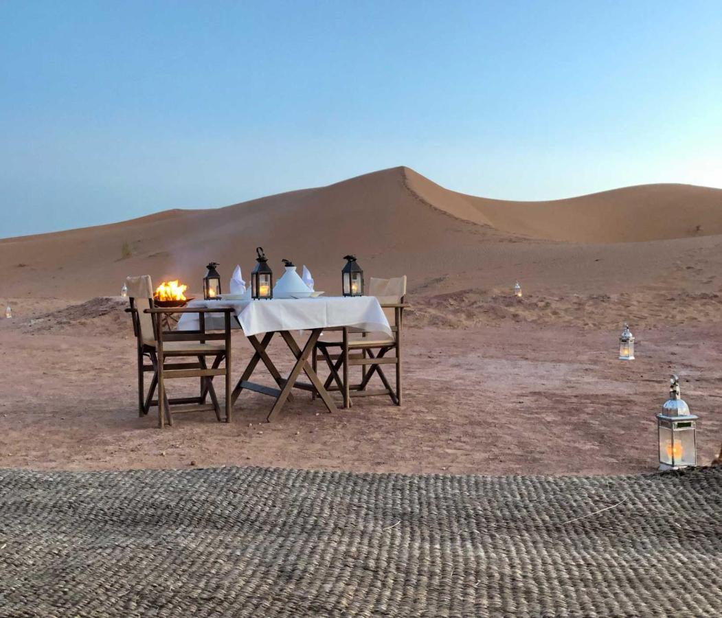 Nomads Dunes Nest メルズーガ エクステリア 写真