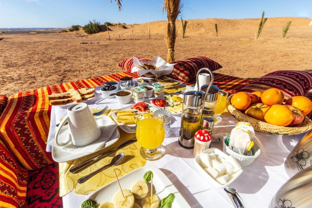 Nomads Dunes Nest メルズーガ エクステリア 写真