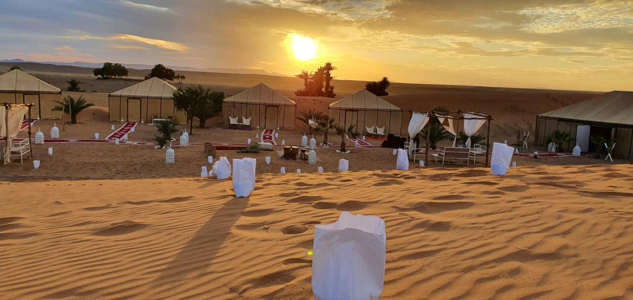 Nomads Dunes Nest メルズーガ エクステリア 写真